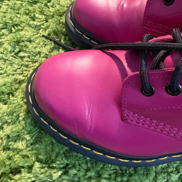 DR MARTENS 1460 SMOOTH LEATHER LACE UP BOOTS PINK SIZE 6 - Picture 7 of 9